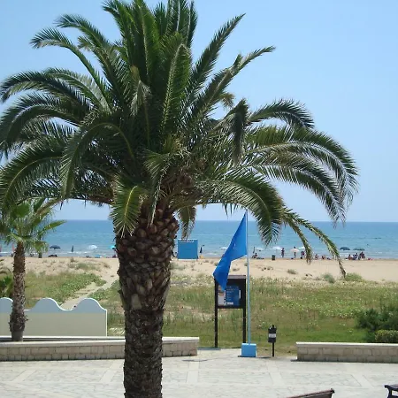 Apartment Fronte Mare